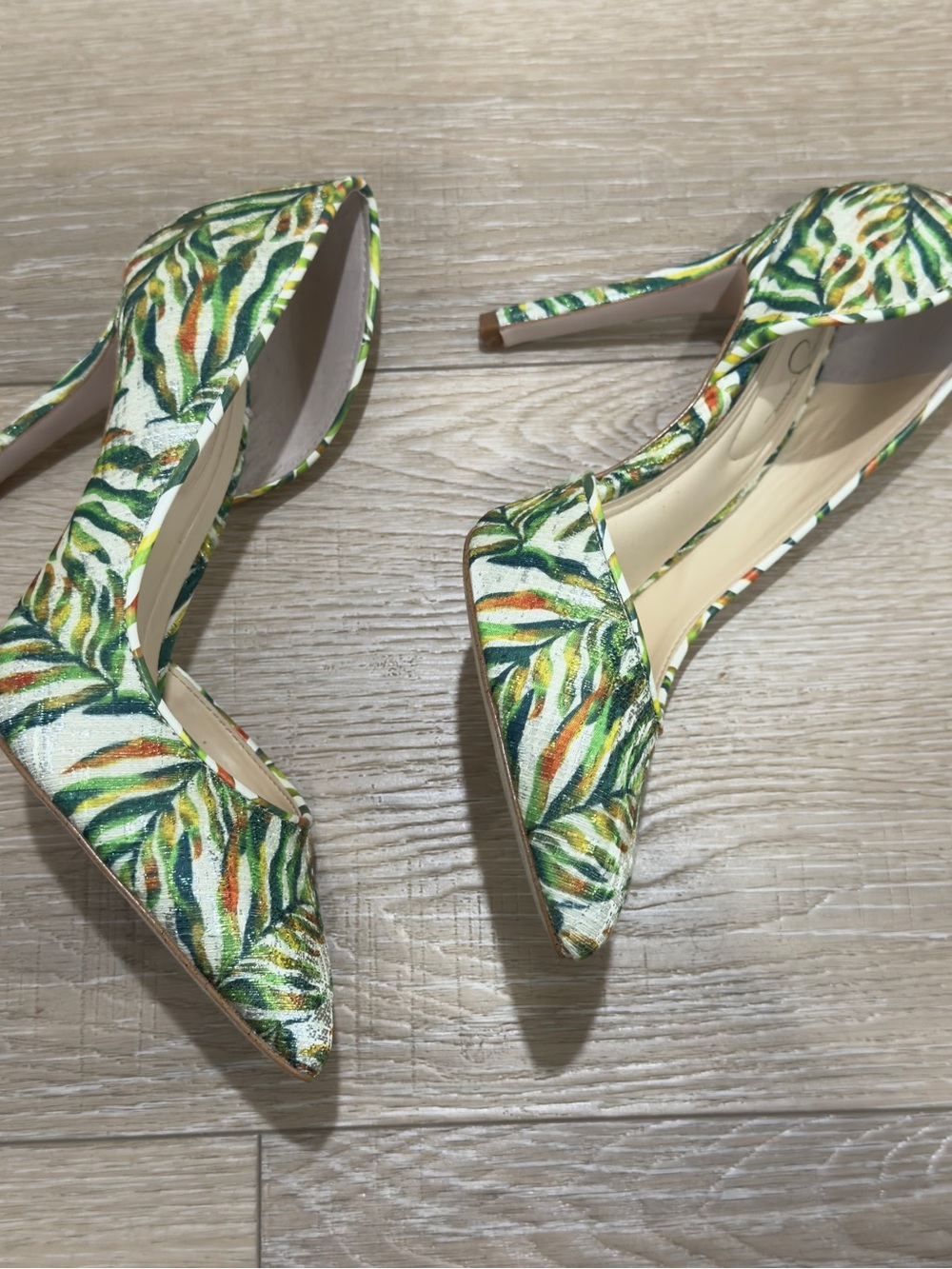Jessica Simpson Tropical Leaf Print Pointed-Toe Heels - Green & Yellow